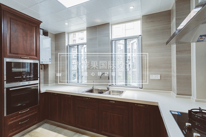 無(wú)錫紫蘋果裝飾