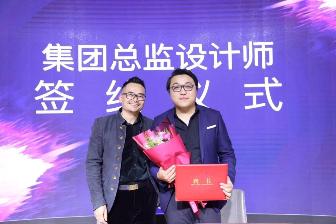 紫蘋果首位總監(jiān)設(shè)計(jì)師——完美主義設(shè)計(jì)師李忠凱